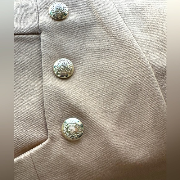 Chic tan preppy shorts - Picture 3 of 3